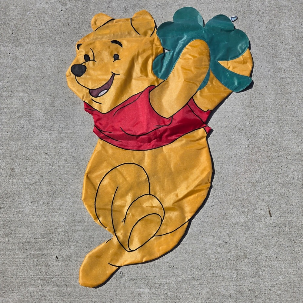 Disney Winnie the Pooh St Patricks Day Shamrock Garden Flag 45x30